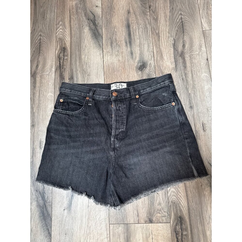 We The Free Womans 30 Distressed Denim Button Fly Fray Hem Cutoff Shorts Black C
